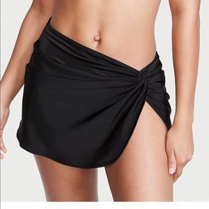Victoria's Secret Mini Sarong Cover-Up in Black Size Xl/xxl NWT $30